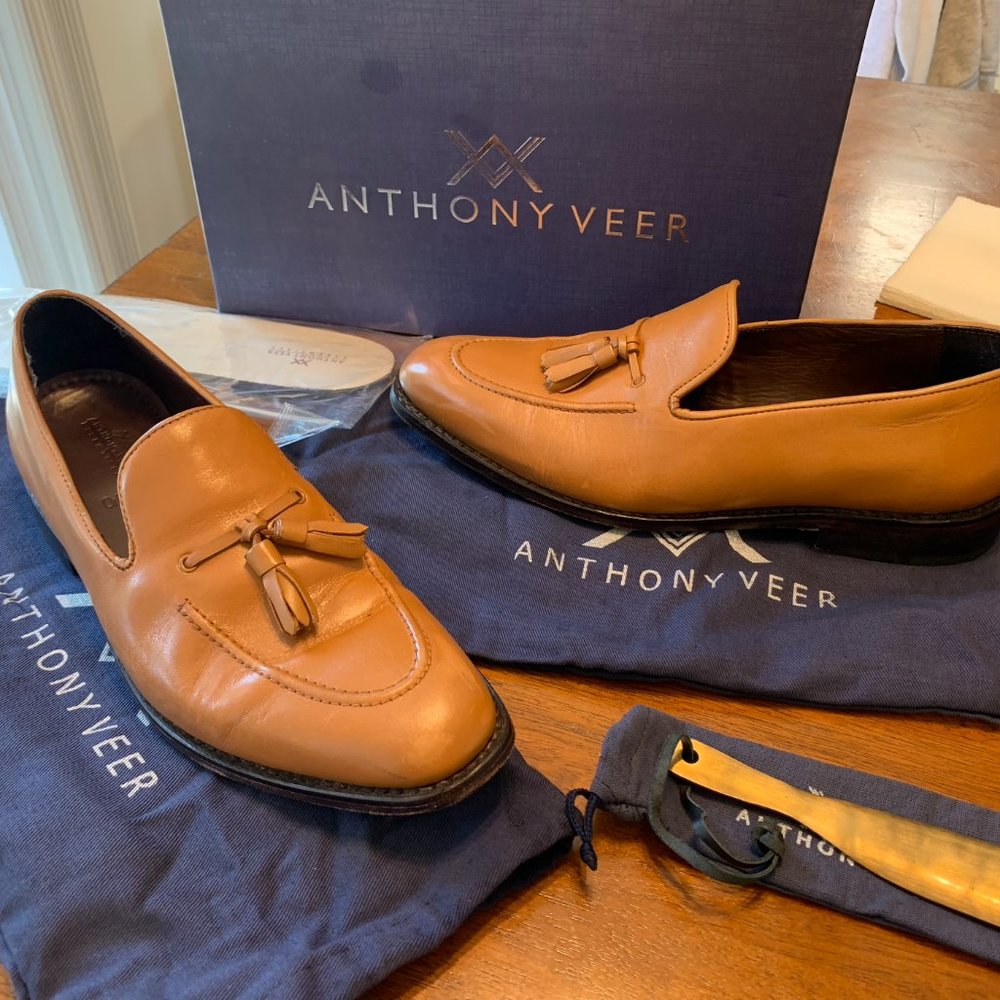 AV Kennedy Tassel Loafer Tan